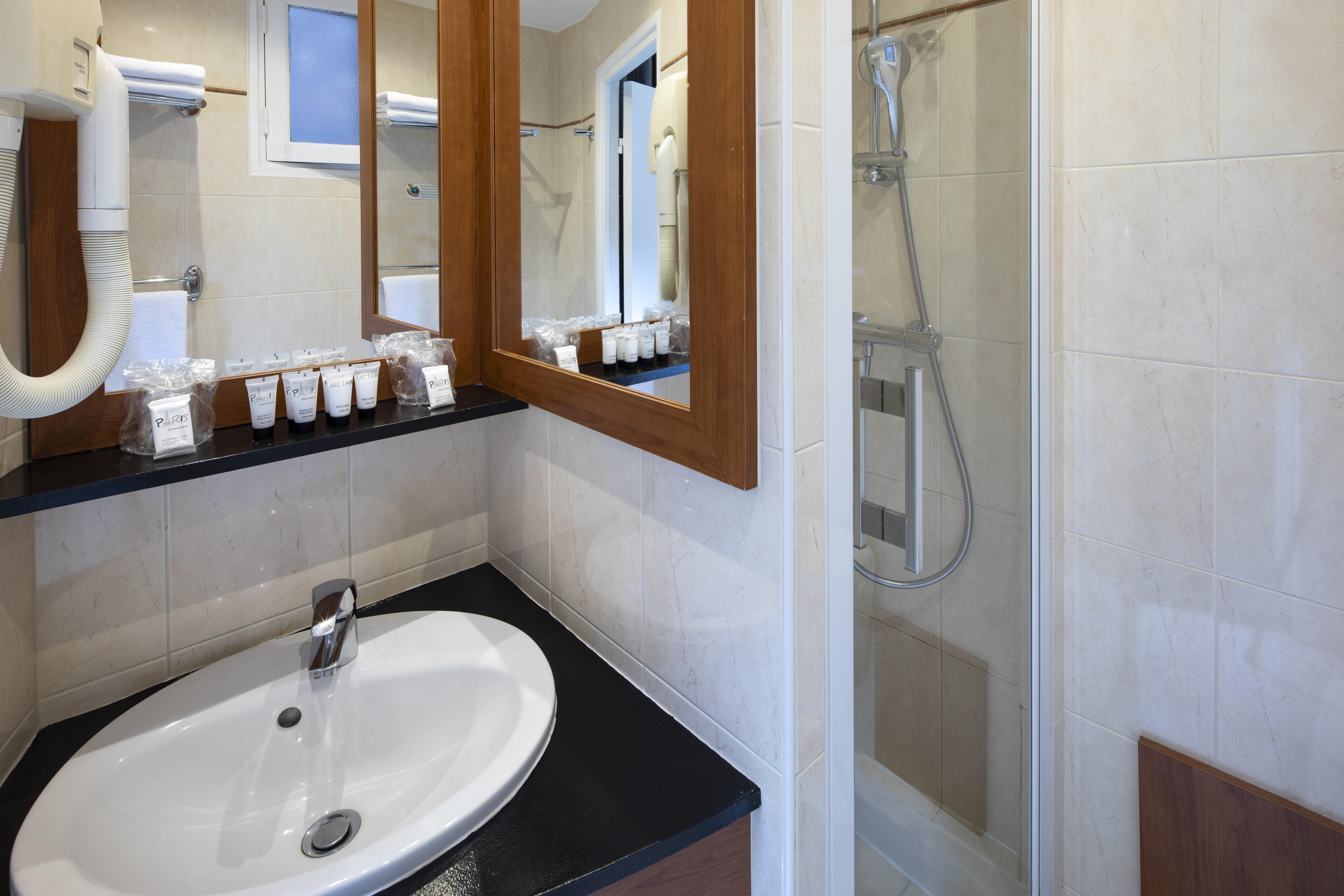 Hotel De Geneve Paris Ngoại thất bức ảnh