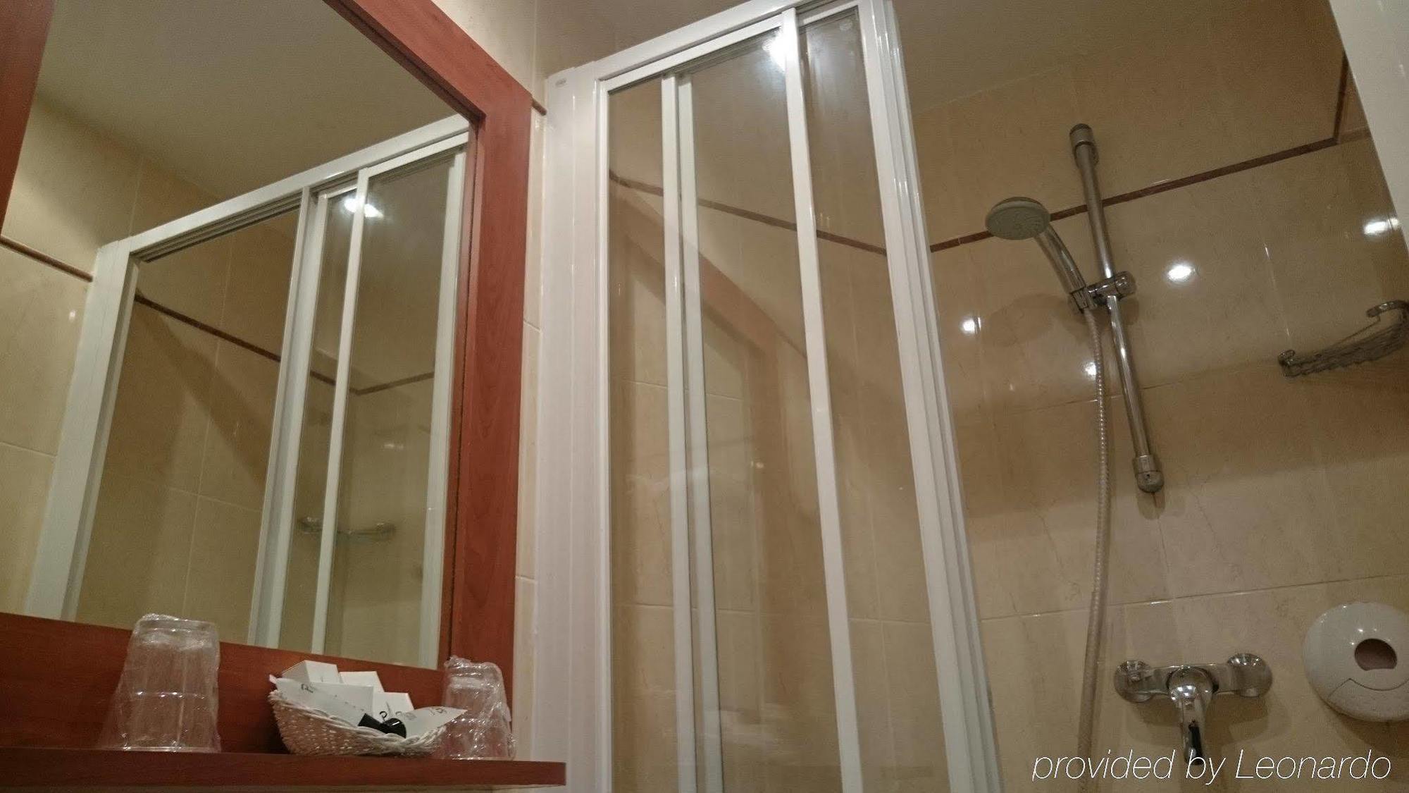 Hotel De Geneve Paris Ngoại thất bức ảnh